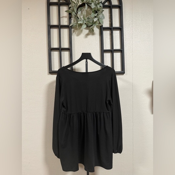 EUC Women’s Maternity Babydoll Style Coolme Black Long sleeve Top - Picture 2 of 4